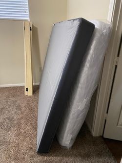 Queen-size mattress, almost new; call (contact info removed).