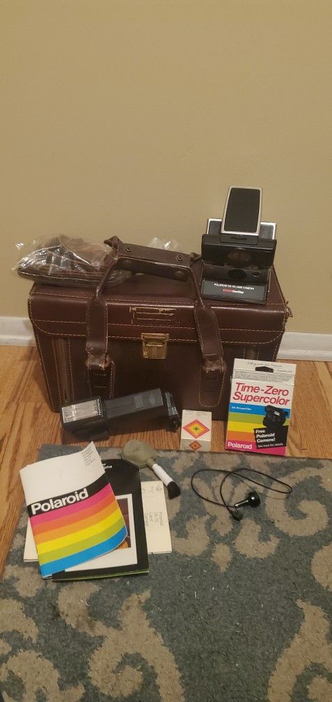 Polaroid Cx70 Camera Bundle
