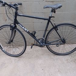 GIANT size 700 Speed 24 Frame 57cm