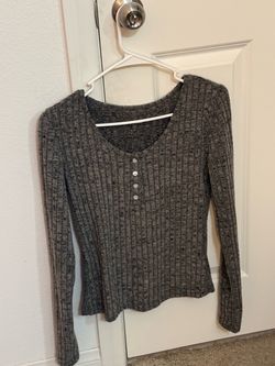 Gray Ribbed Knit Henley Long Sleeve Top
