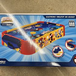 NWT Marvel Spider-Man Electronic Tabletop Air Hockey