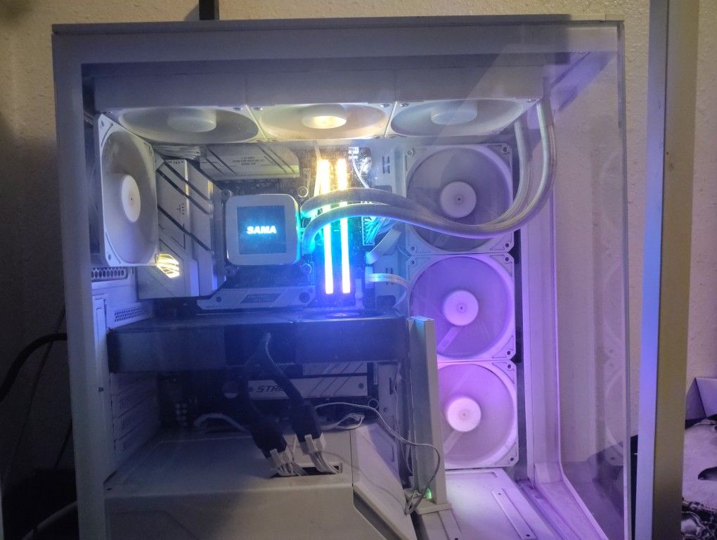 Selling PC Everything Included READ DESCRIPTION 