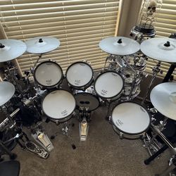 Roland TD-20X V-Pro Drum Kit with lots of extras