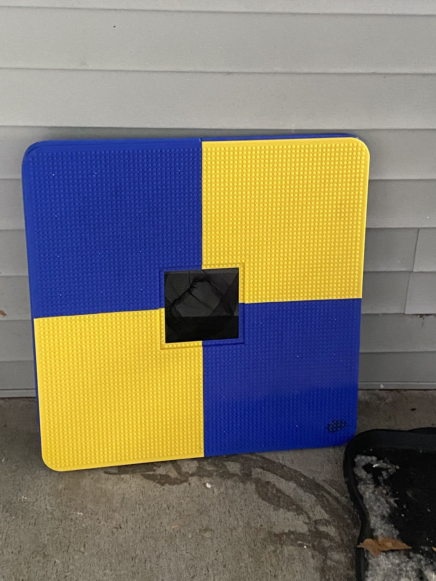 Lego Table