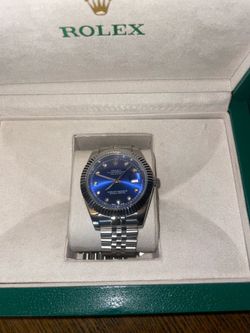 Mens watch