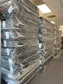 NEW MATTRESSES! 😄