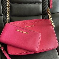 Fuchsia Pink Michael Kors Crossbody Purse And Wristlet Wallet-used 1x Last Summer