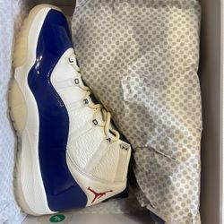 Air Jordan 11 Retro “rare air” Sz. 12m/13.5w