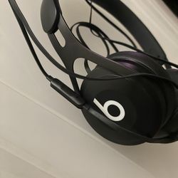 (Used) Beats by Dre EP Wired Headphones