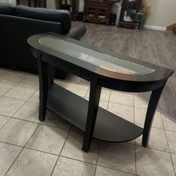 Entrance Table 
