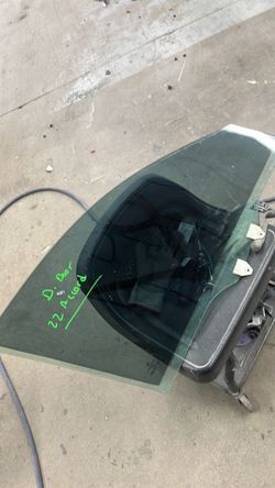 22 Honda accord driver door glass