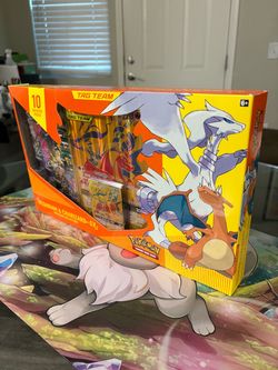 Pokemon: Reshiram & Charizard GX Premium Collection