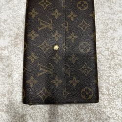 Louis Vuitton Wallet Clutch 