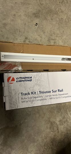 Lithonia Lightning 4’ Ceiling Track Light Kit— New!!