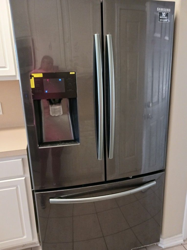 Refrigerator