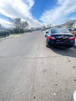 2011 Infiniti M37