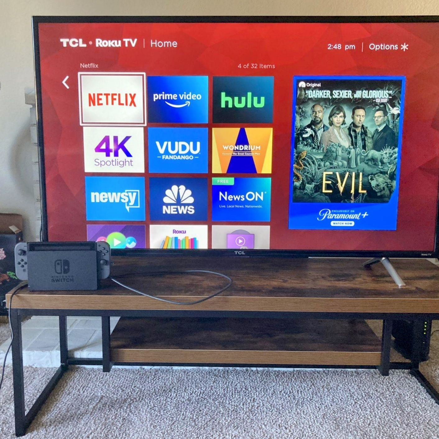 TCL 49” CLASS 4-SERIES 4K UHD HDR ROKU SMART TV - 49S405