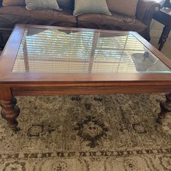 Ethan Allen 3 Piece Coffee Table And 2 Side Tables 