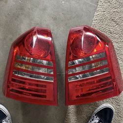 Chrysler 300 taillights