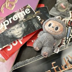 Supreme Accessories 