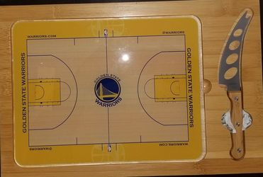 GOLDEN STATE WARRIORS CUTTING / CHARCUTERIE BOARD w/cheese knife
New in box