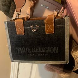 True Religion Purse w/ adjustable Straps 