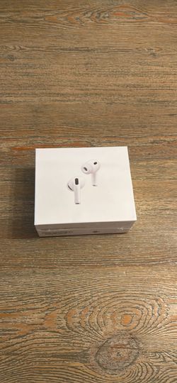 Apple AirPod Maxes Starlight