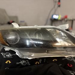 07-11 Toyota Camry Headlights 