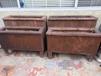 Set of 4 Wooden Outdoor Planter Boxes