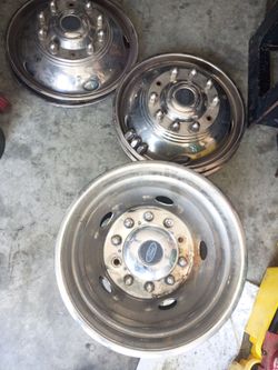 Ford super duty hubcaps.