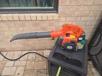 Husqvarna 125B Gas Leaf Blower
