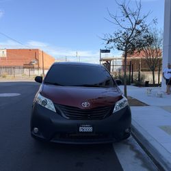 Toyota sienna 2016 