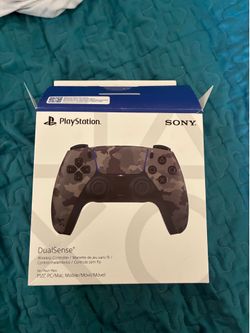 this is how much it cost. I’ll give you guys more down. Is the PlayStation controller camouflage? this is how much it cost. I’ll give you guys more do