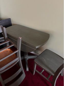 Cute Bistro table with 3 chairs
