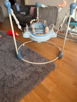 Baby bouncer