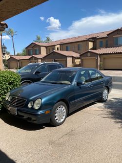 2000 Mercedes-Benz E-Class