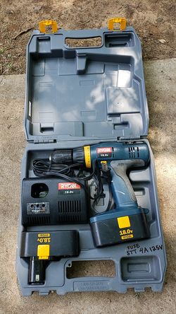 RYOBI 18 VOLTS DRILL