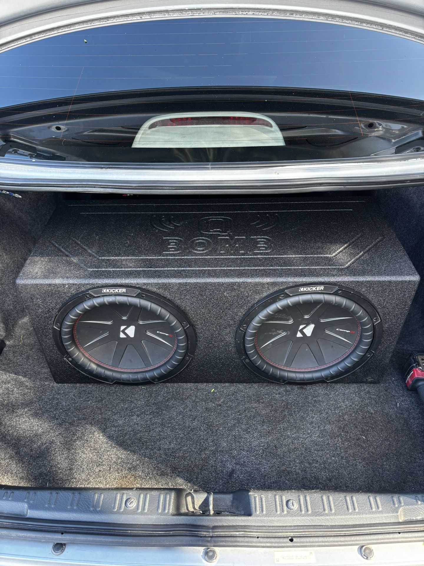 Subwoofer Kicker 12” comp R