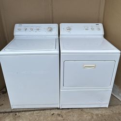 Kenmore Washer And Gas Dryer Launddy Set