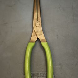 Snap-on Tools  9" Talon Grip™ Needle Nose Pliers (Green)