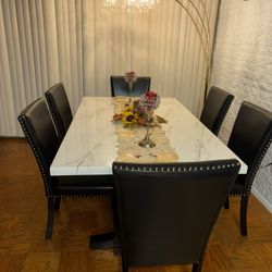 Dinning Table