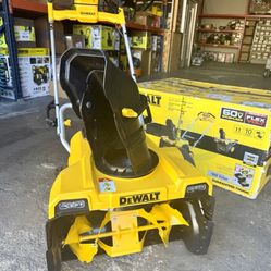 DEWALT 60V MAX FLEXVOLT Single Stage Snow Blower TOOL