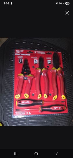 Milwaukee 1000V Insulated 5-Piece Hand Tool Set