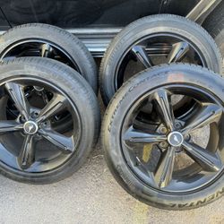 Ford Mustang 2014 Wheels And Tires 245-45-18 And 245-50-18