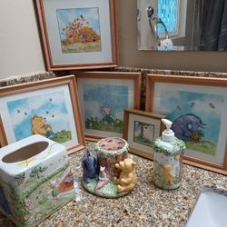 Winnie The Pooh Bath Set and Picture Frame