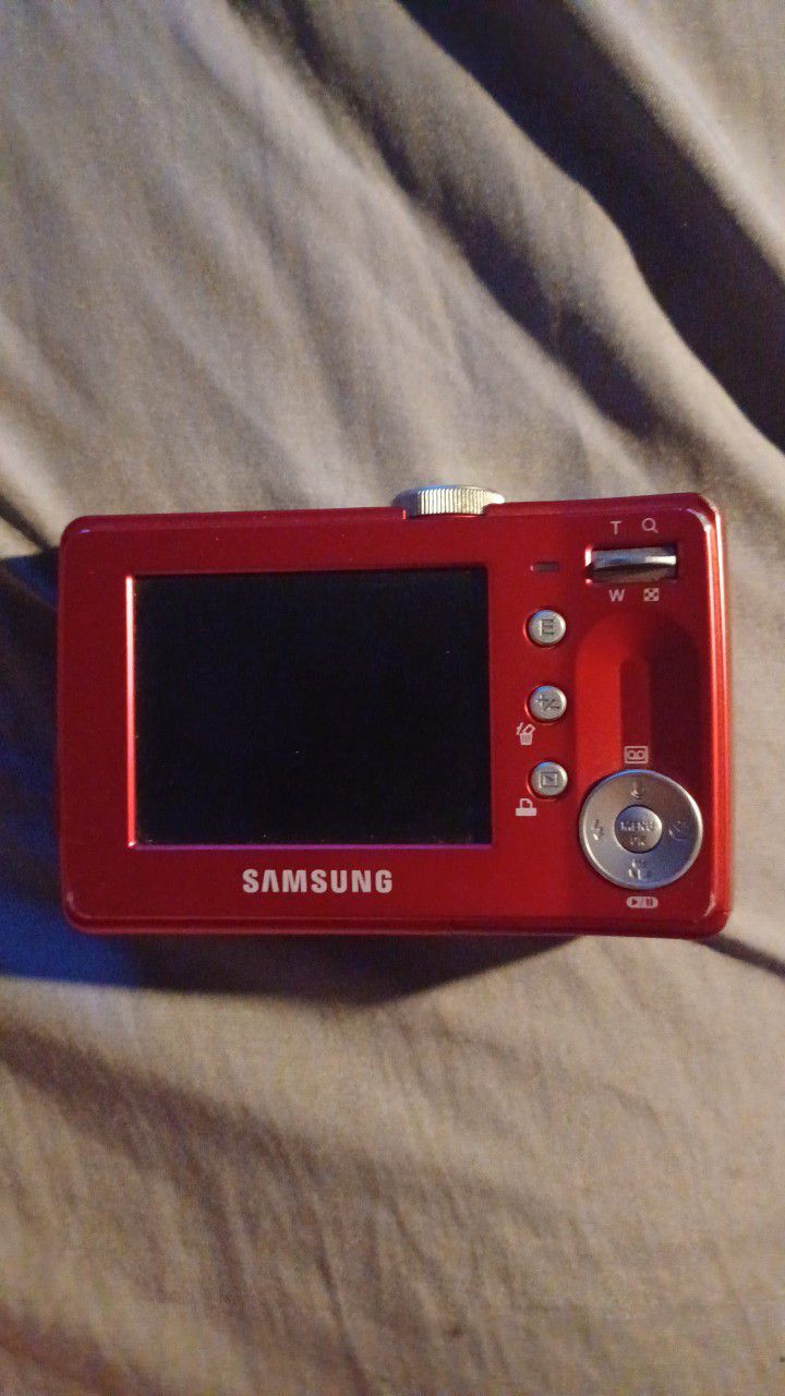 Samsung Digimax s73 Red