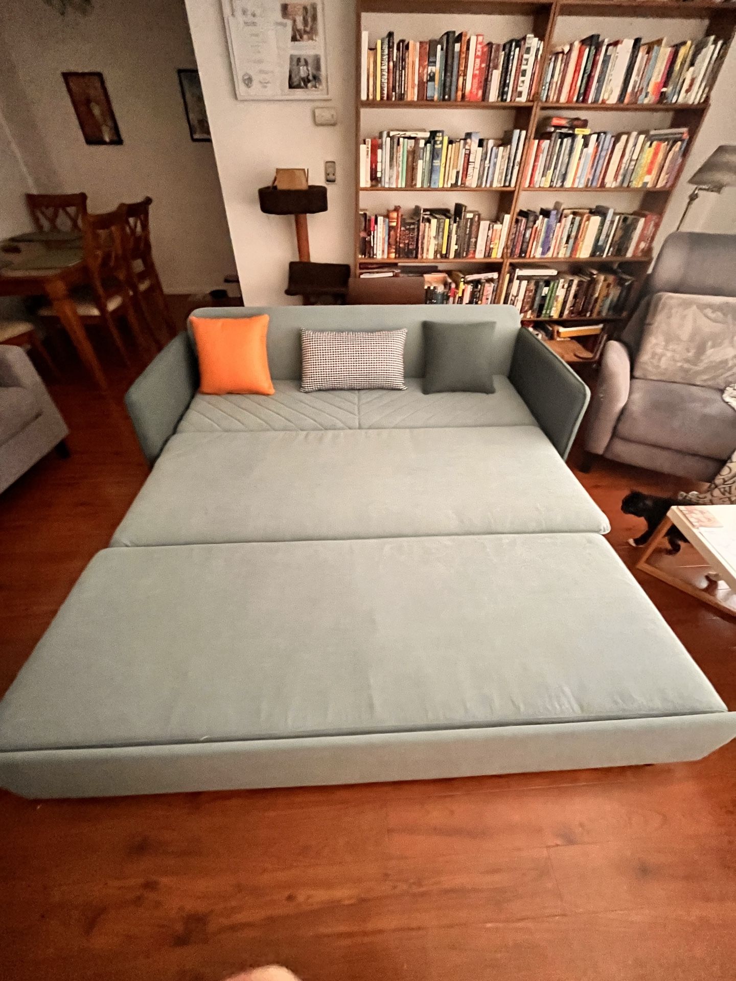 King 3-Seater Convertible Sleeper Sofa