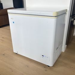 Danby 5.1 cu ft. Chest Freezer