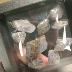 25cts Natural Authentic Rough Tanzanite Peices 2-15 Peices 