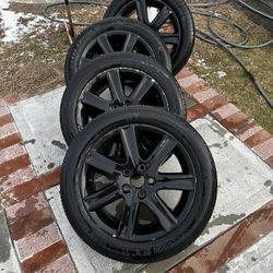 Lexus 215/55R17 tires + rims